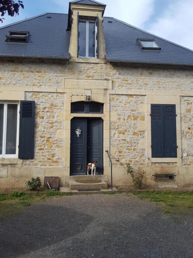 Bed and Breakfast Ecole De La Route Bleue Moiry Exteriér fotografie