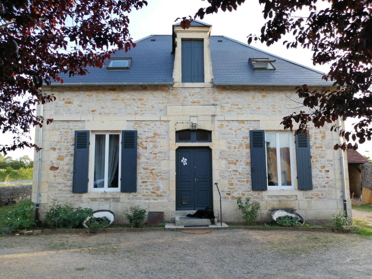 Bed and Breakfast Ecole De La Route Bleue Moiry Exteriér fotografie